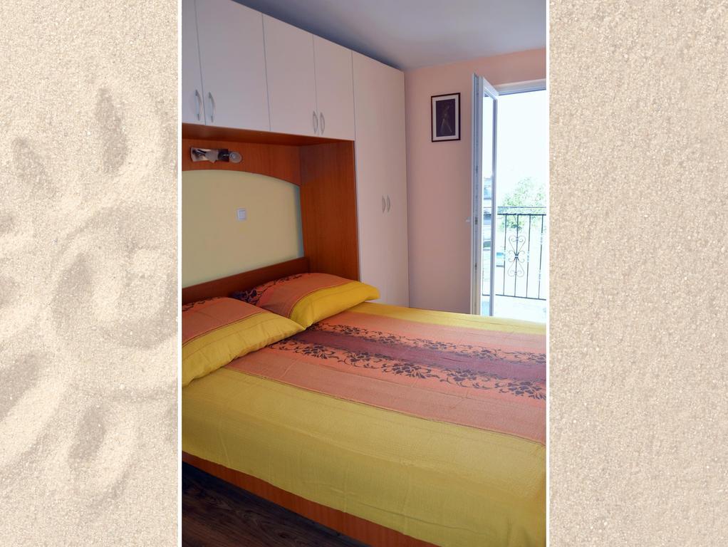 Apartman Julienne Kastela Dış mekan fotoğraf