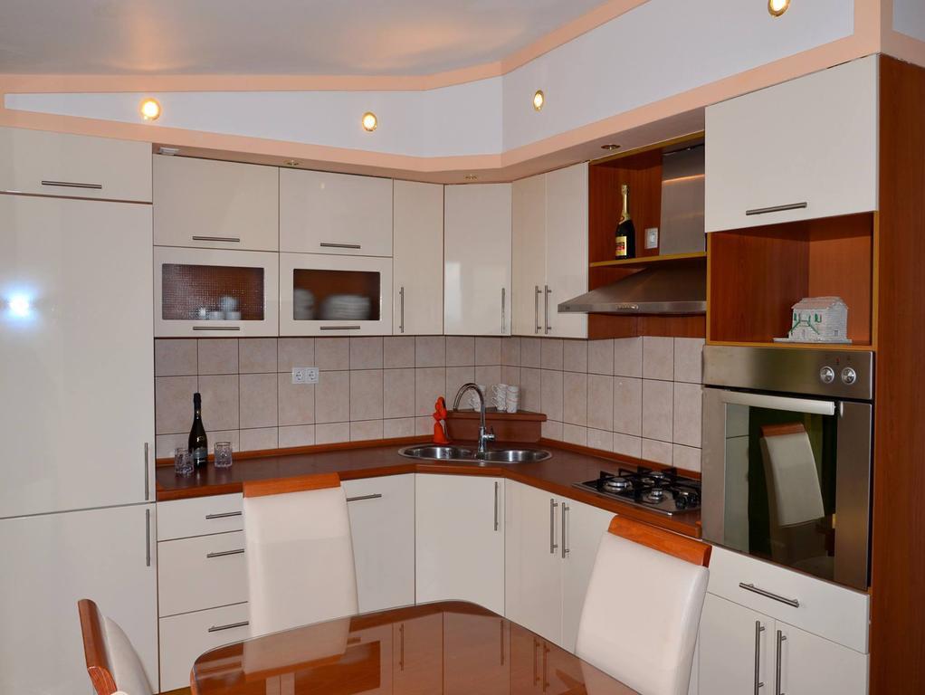 Apartman Julienne Kastela Dış mekan fotoğraf