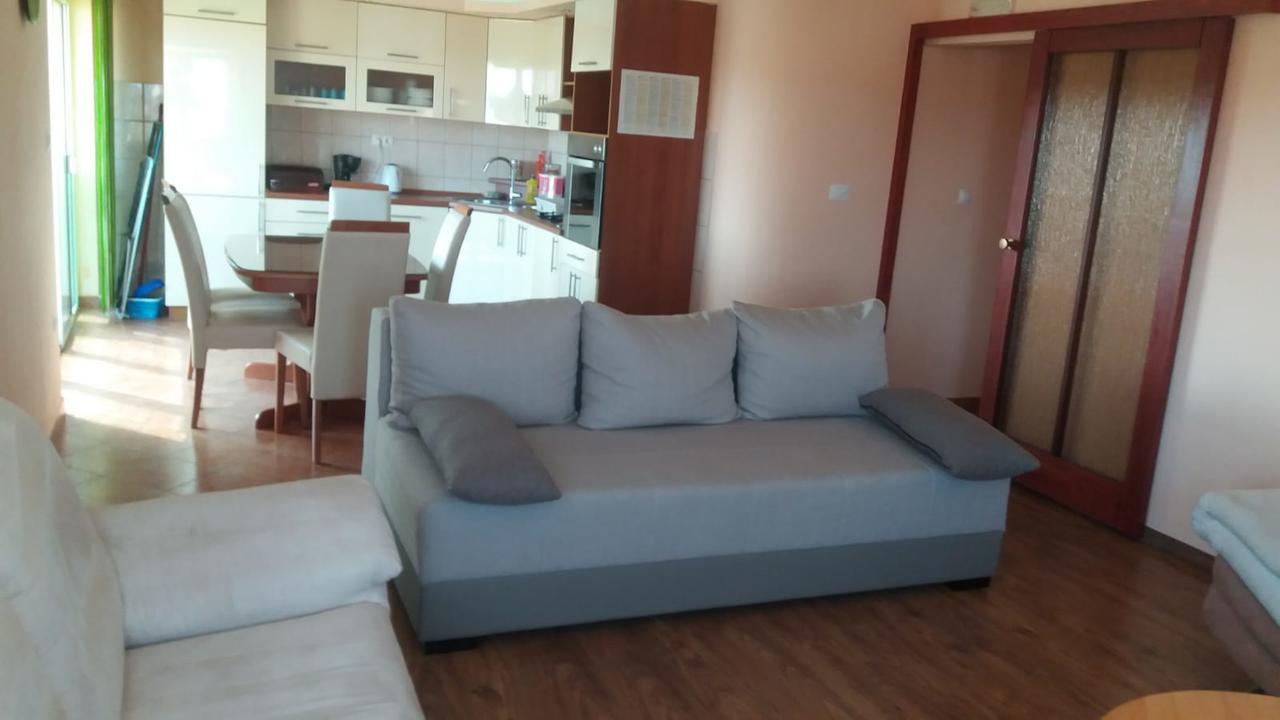 Apartman Julienne Kastela Dış mekan fotoğraf